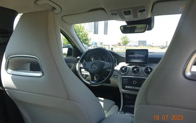 wrocław Mercedes-Benz GLA cena 89900 przebieg: 69850, rok produkcji 2018 z Wrocław